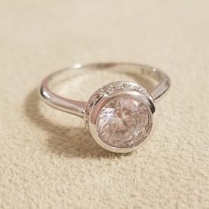Fragrant jewels ring
